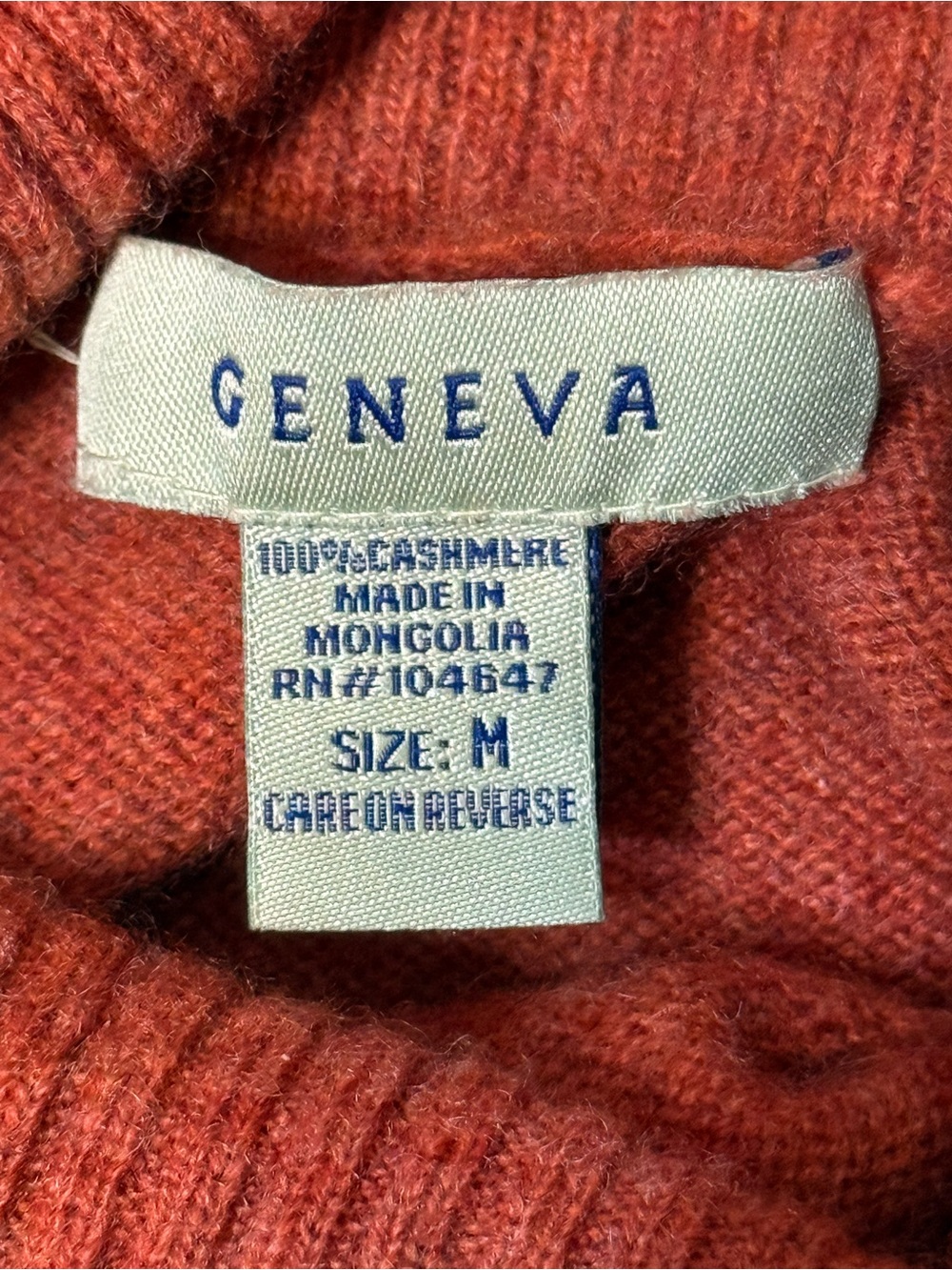 Geneva 100% Cashmere Turtleneck Sweater M Rust Quiet Luxury Old Money - Picture 2 of 5